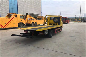 迎江非事故拖车